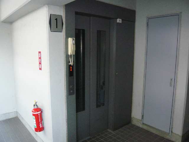 Ｌｉｆｅ　Ｓｔａｇｅ　四谷 4階 エレベーター