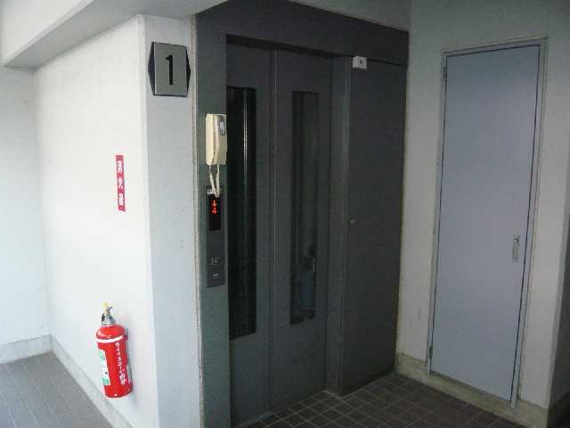 エレベーター