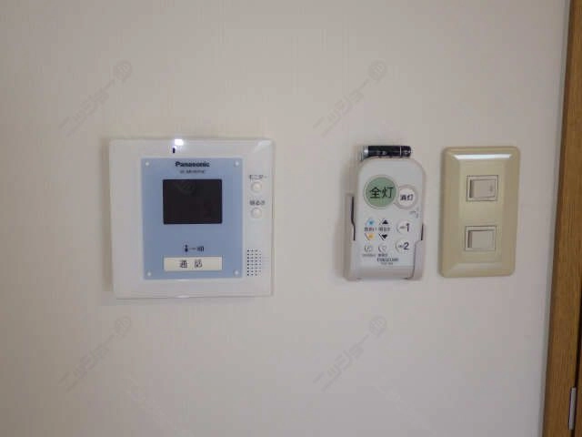 モニター付きインターホン