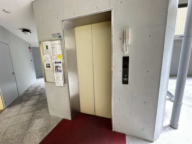 エレベーター