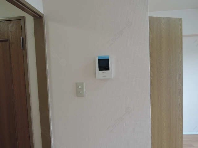 モニター付インターホン