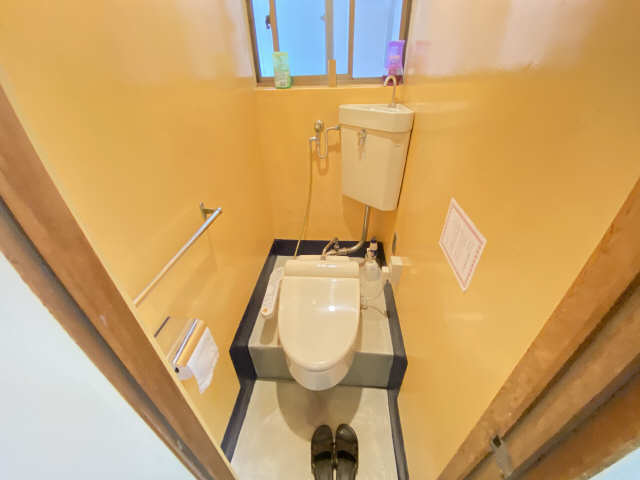 WC