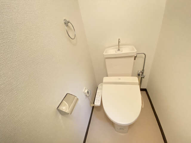 ハイネス本山 4階 WC