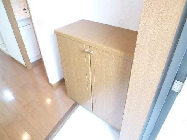 シューズボックス