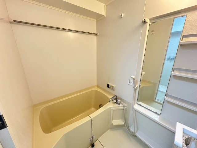 ＮＡＶＩ本山 5階 浴室