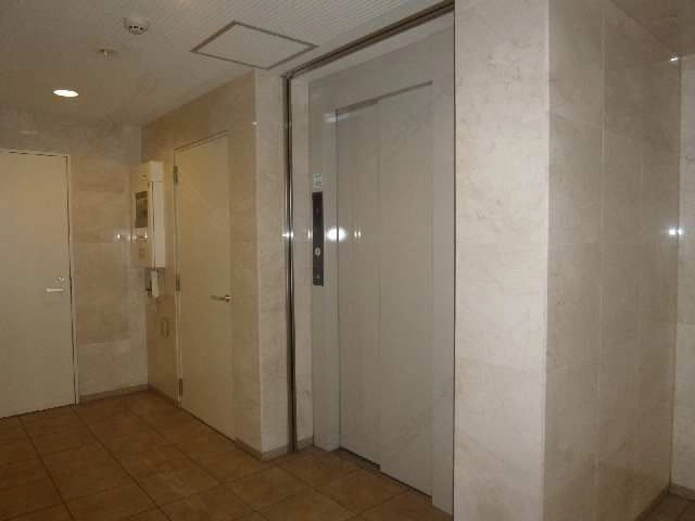 エレベーターホール