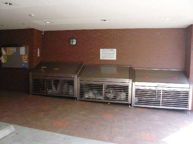ゴミ置き場