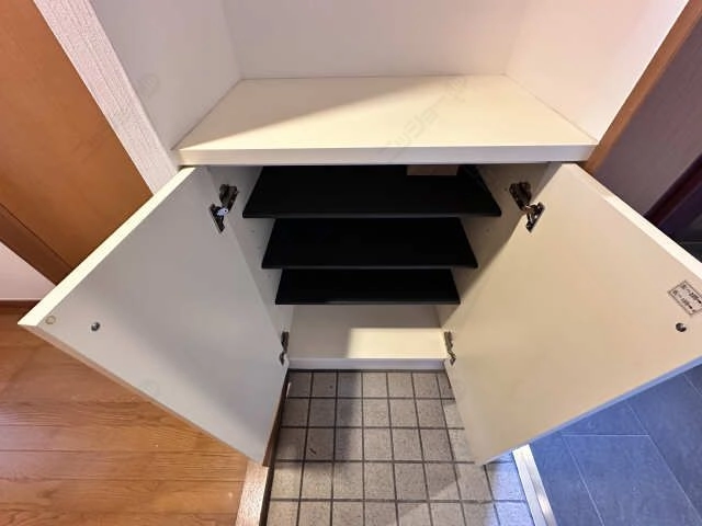 シューズボックス