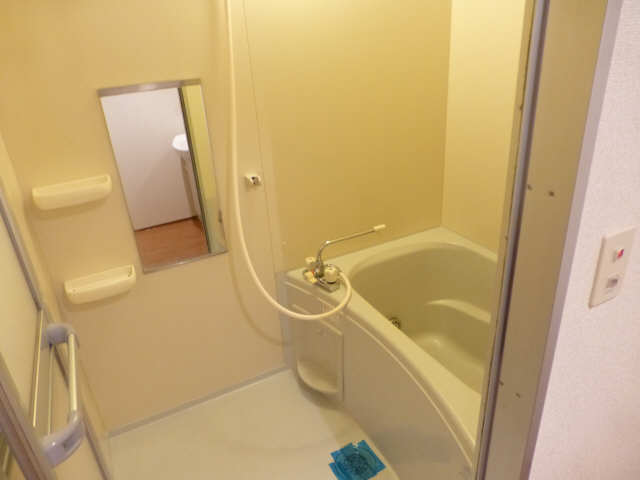 エトワール赤坂 1階 浴室