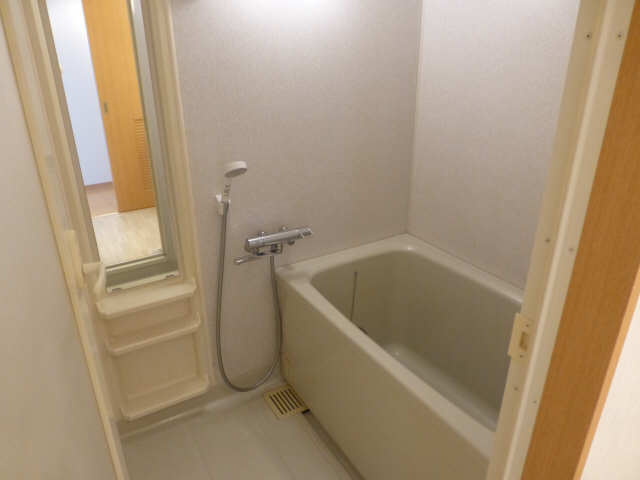 シェルジェ覚王山 6階 浴室
