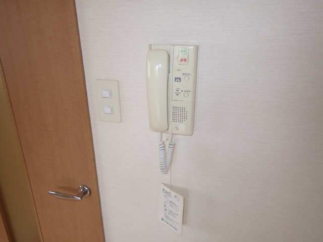 インターホン
