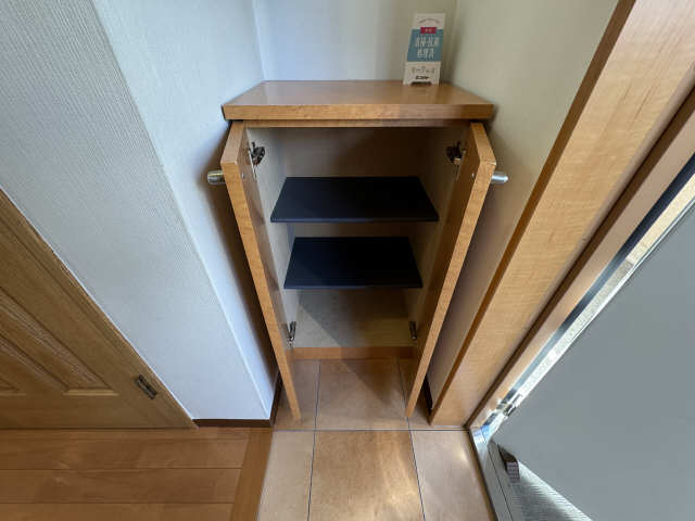 シューズボックス