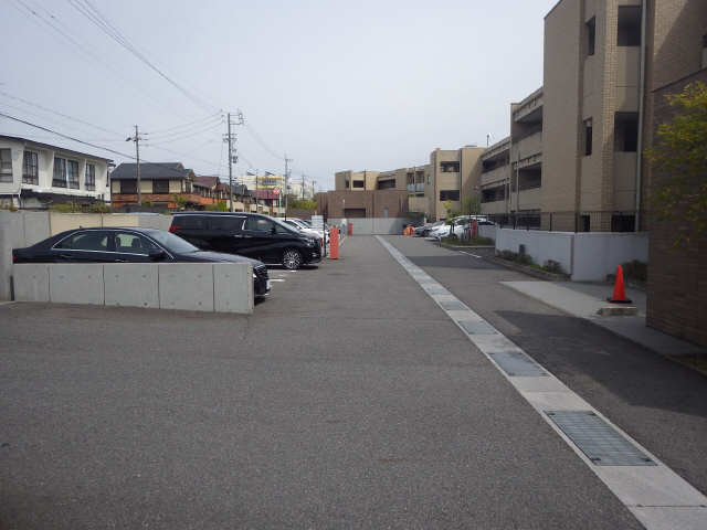 駐車�場