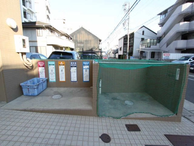 ごみステーション