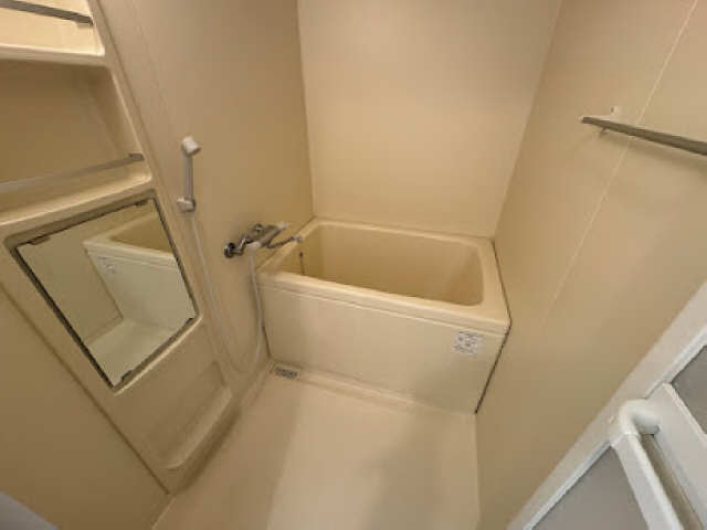 ハイクレスト本山 4階 浴室