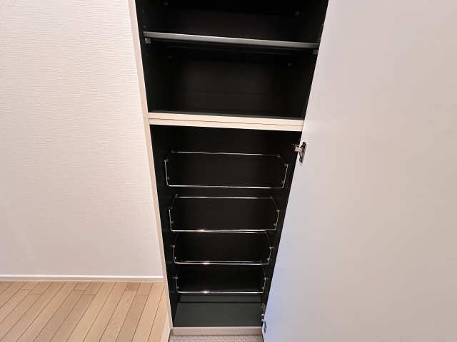 シューズボックス