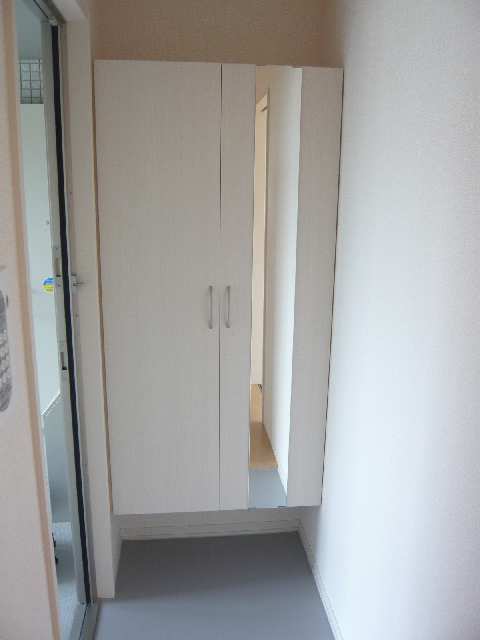 ｼｭｰｽﾞﾎﾞｯｸｽ