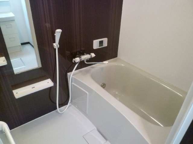 Ｌｏｔｕｓ覚王山 5階 浴室