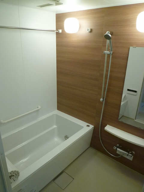 ｖｅｒｉｔｅ覚王山 2階 浴室