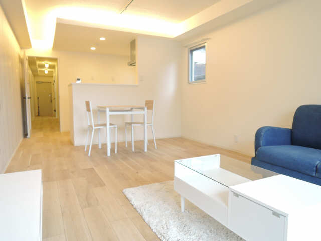 覚王山アパートメント 1階 リビング