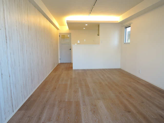 覚王山アパートメント 2階 室内