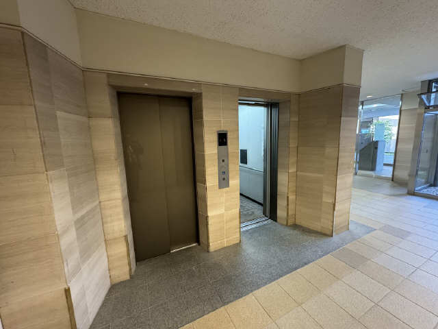 センチュリーヒルズ　５０２号 5階 エレベーター