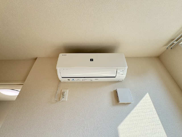 南側洋室エアコン