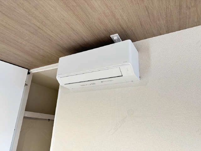 南側洋室エアコン
