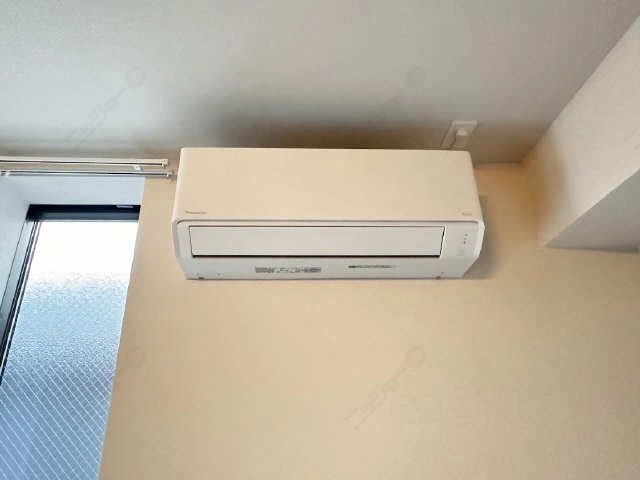 南側洋室エアコン