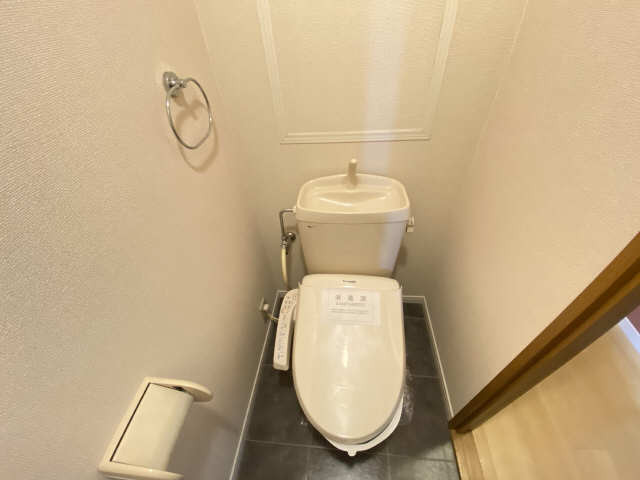 エバーグレース西富田 4階 WC