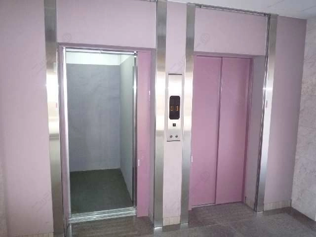 エレベーター(２基）