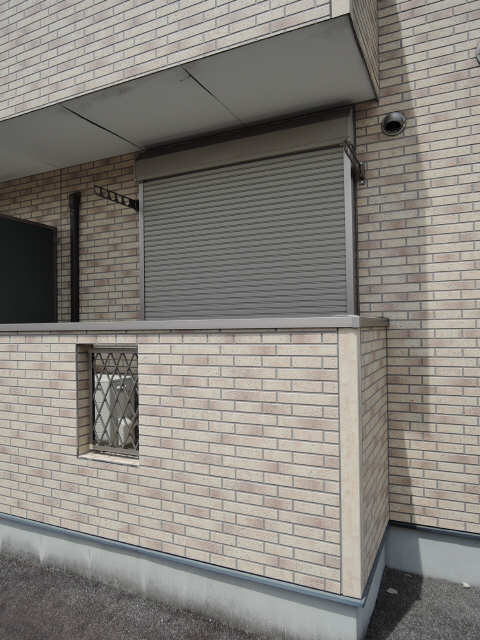 シャッター雨戸