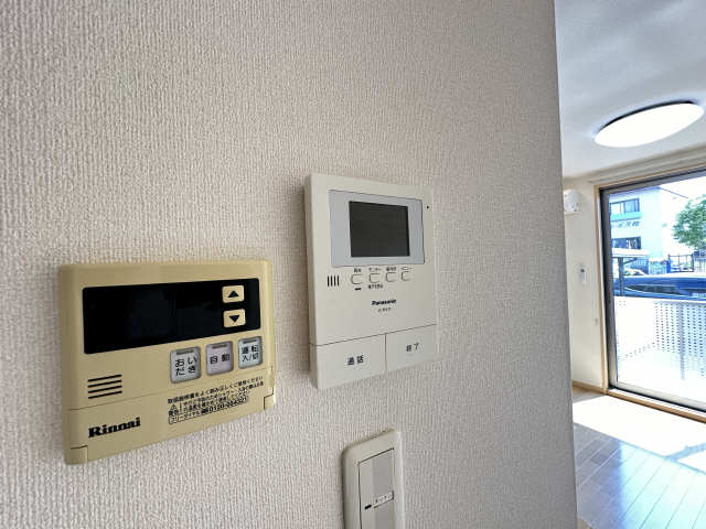 モニター付きインターホン
