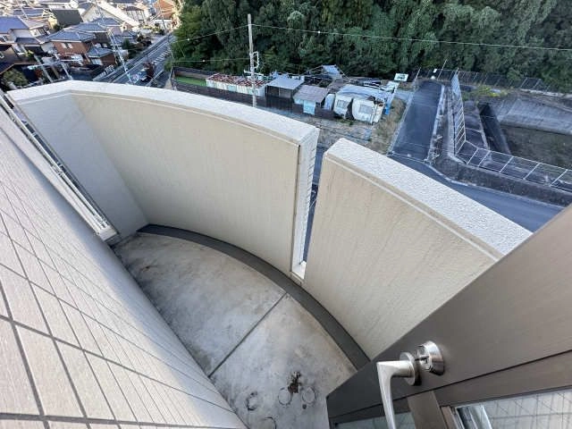 西側バルコニー