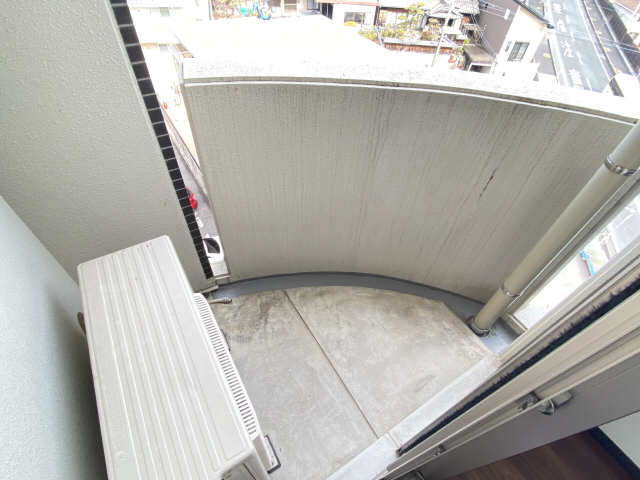 北面サービスバルコニー