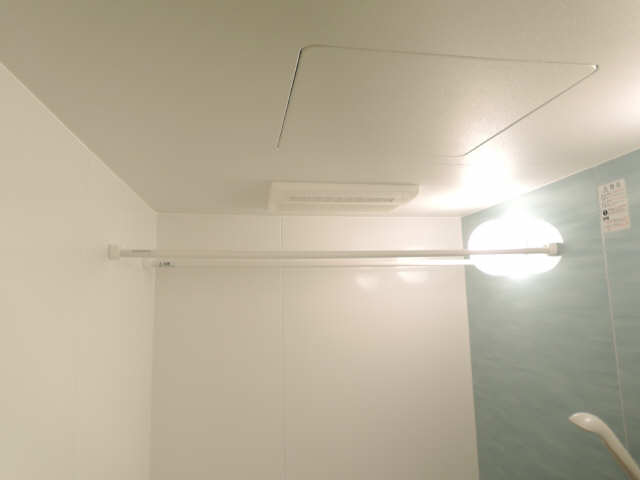 インペリアルヴィラ 1階 浴室乾燥機能