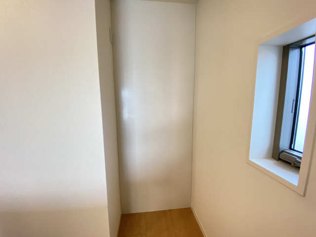 冷蔵庫置き場