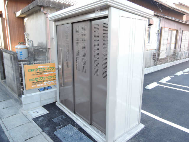 ゴミ置き場