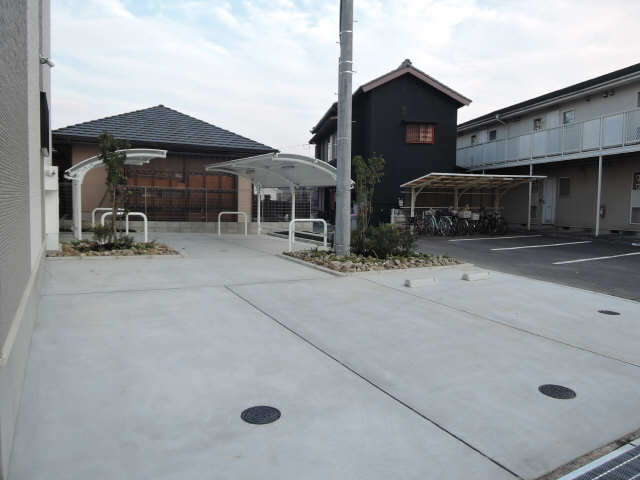 阿倉川ＣＯＳＭＯＳ　Ⅰ 2階 駐輪場