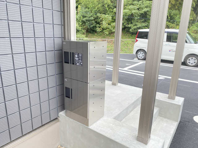 宅配ボックス