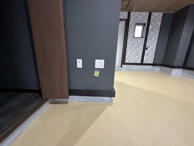 ガレージ内TV用ジャック