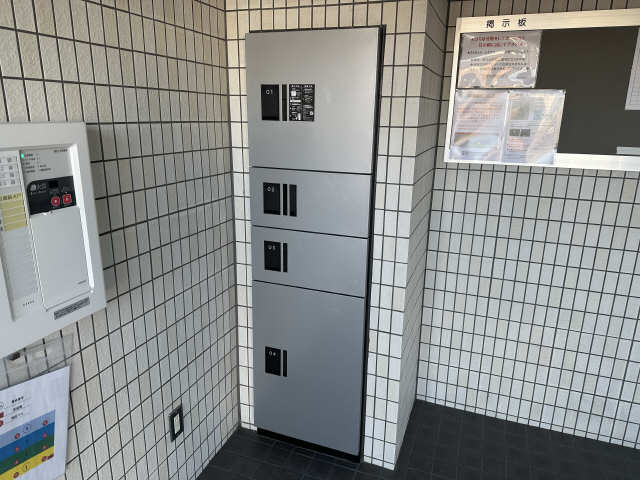 宅配ボックス