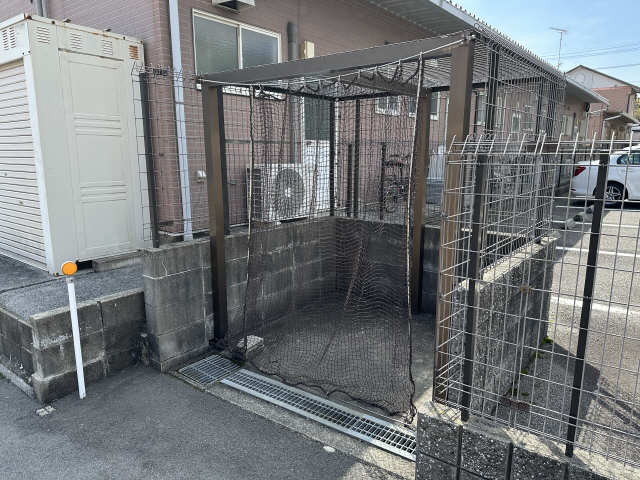 ゴミ置き場