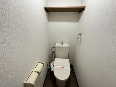 ロイヤルガーデン 1階 WC