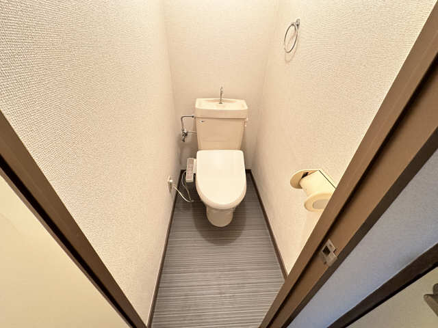 プリミエール勝川 1階 WC