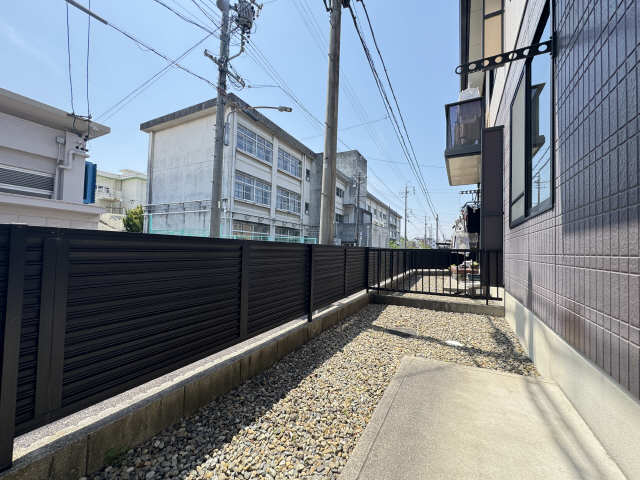 バルコニー（専用庭）