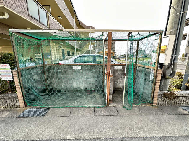 ゴミ置き場