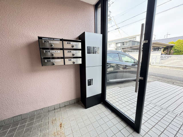 宅配ボックス