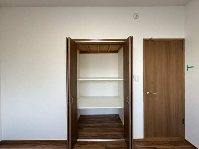 収納（北洋室）