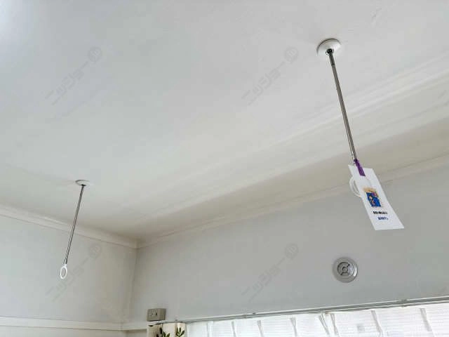 室内物干し竿かけ